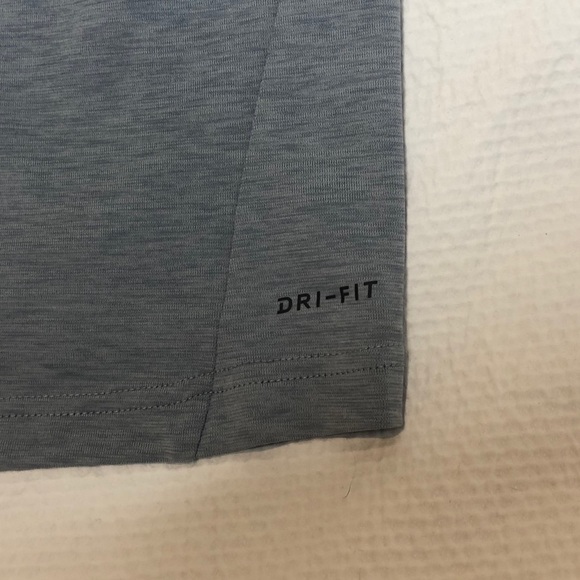 Nike Women’s Dri Fit T shirt - Picture 4 of 6